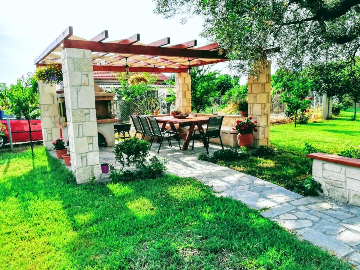 Giorgos Apartments. Skála Foúrkas Esterno foto