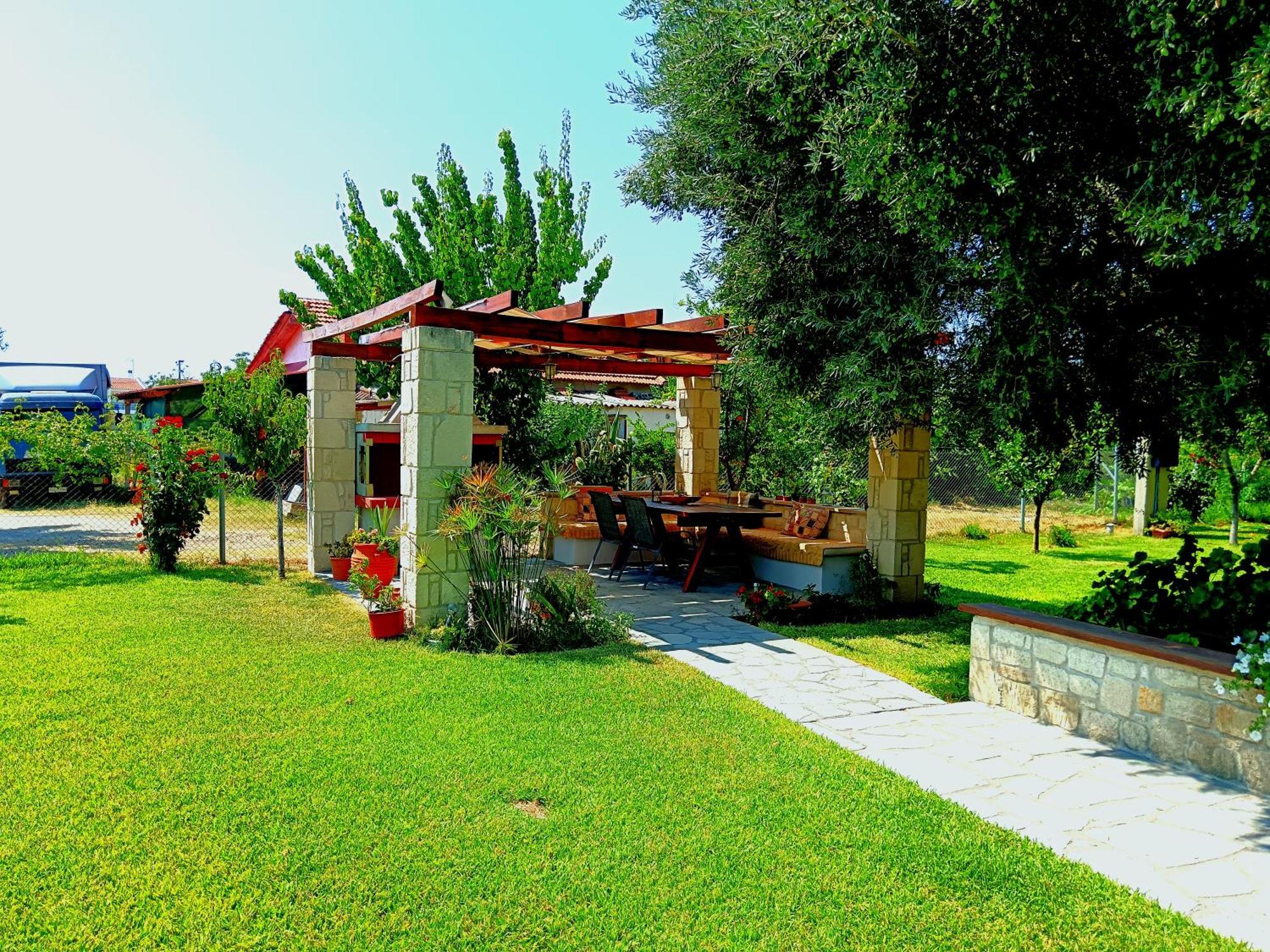 Giorgos Apartments. Skála Foúrkas Esterno foto